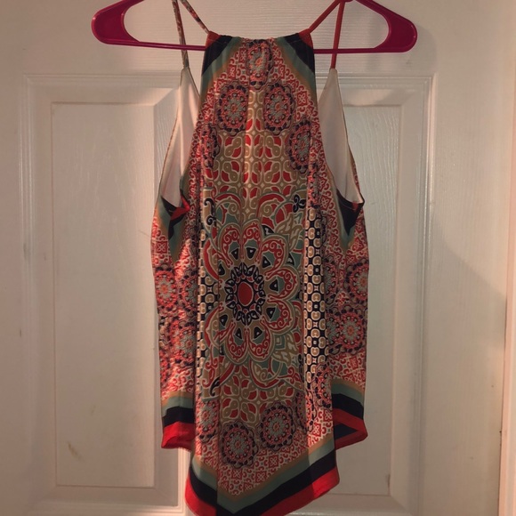 Spaghetti strap tank top - Picture 3 of 8